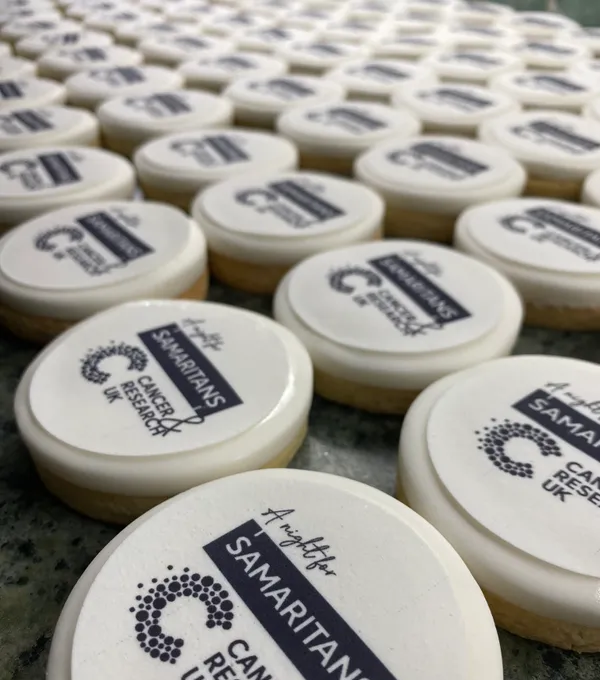 Personalised Logo/Photo Edible Biscuit/Cookie Toppers
