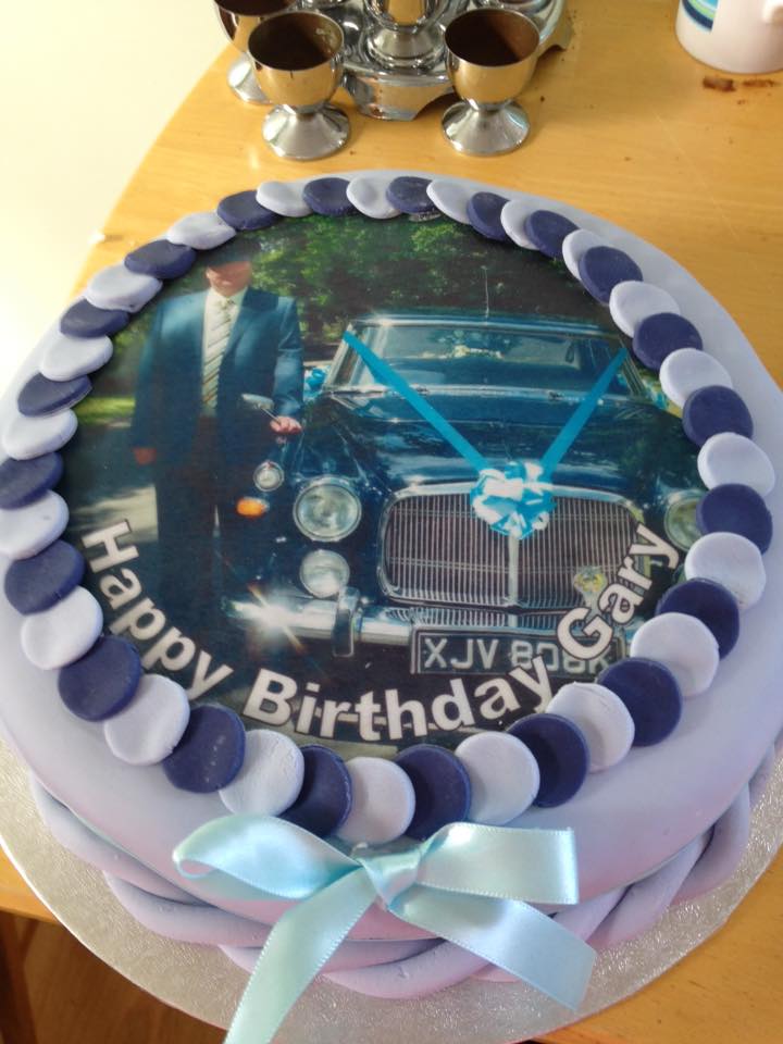 Large Personalised Circular Cake Topper